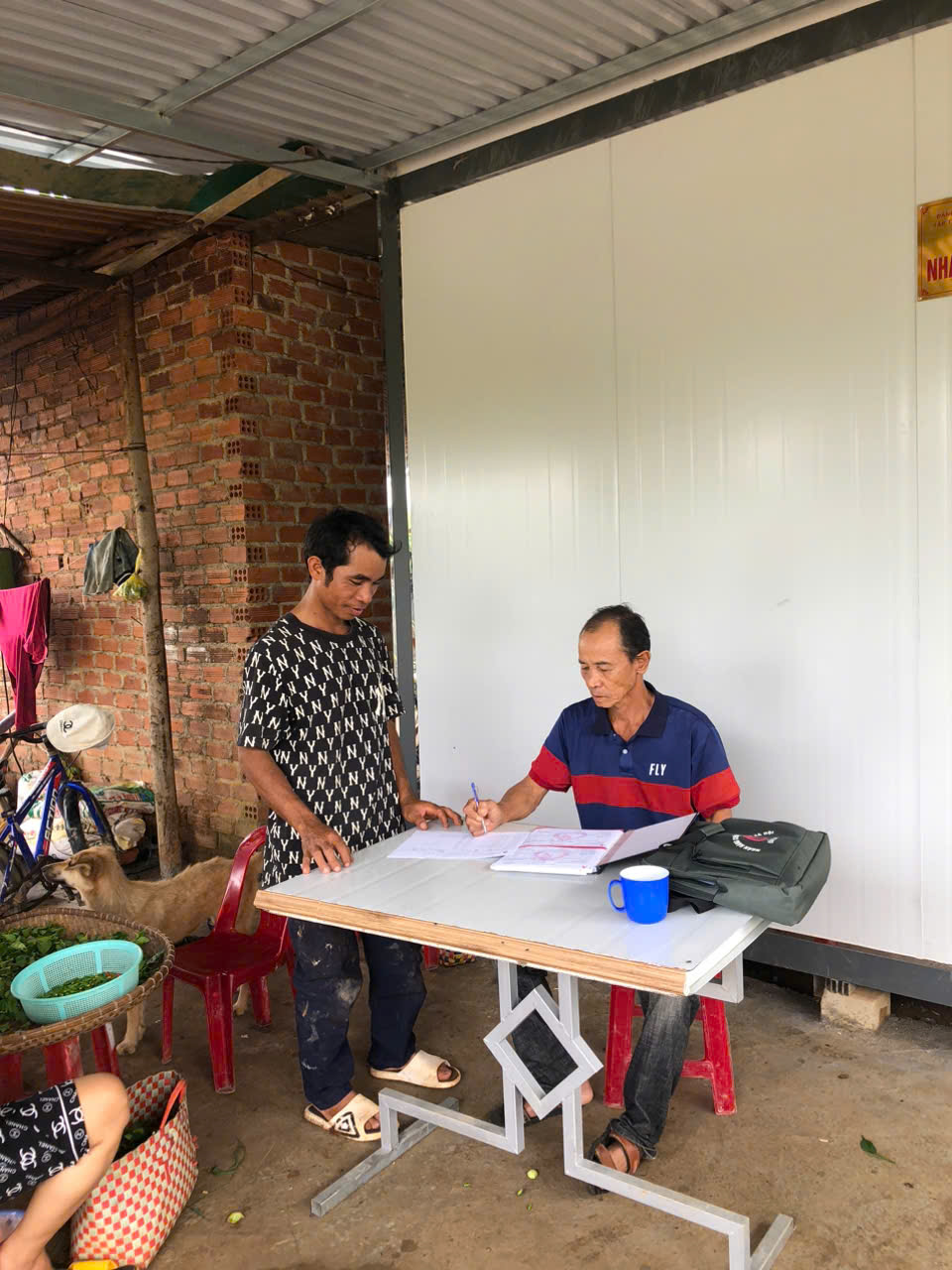 Gương tổ trưởng Tổ tiết kiệm vay vốn gương mẫu